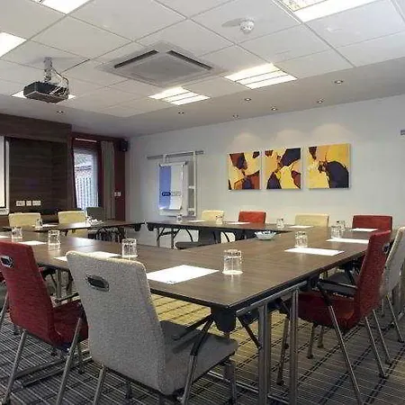 Holiday Inn Express Exeter East By Ihg 